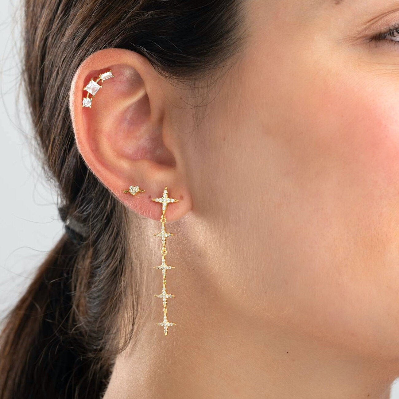 puces d'oreilles coeur flèche avec zircons femme argent ou doré