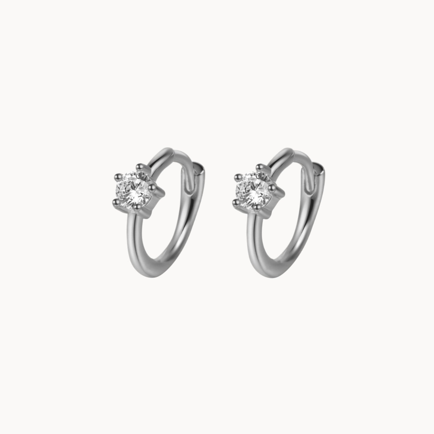 Créoles solitaire zircon pour femme doré ou argent